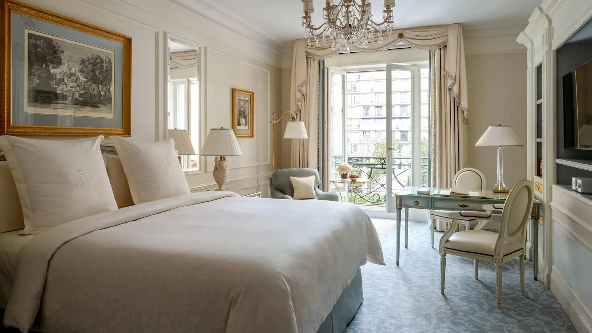 מלון Four Seasons George V 5*