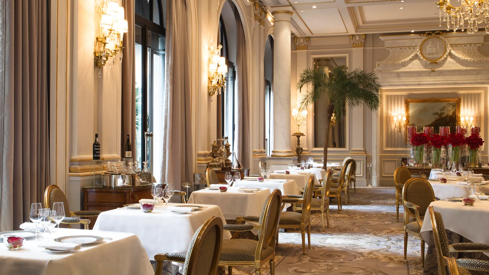 Four Seasons George V מלון 5*